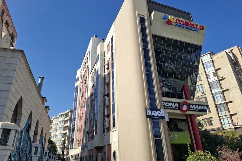 Jangohdagi binoning bir qismi 16,3 mlrd soʻmga sotiladi