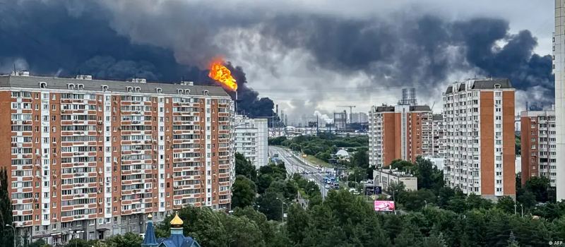WSJ: Ukraina Rossiya neft zavodlariga zarbalarni toʻxtatdi