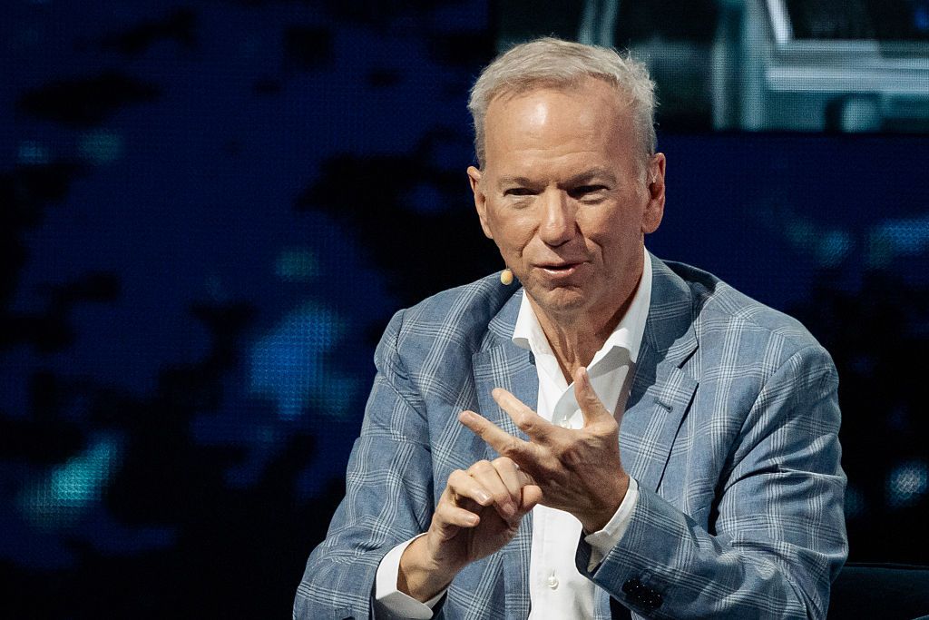 Eric Schmidt Anthropicʼning 1 foiziga egalik qilmoqda