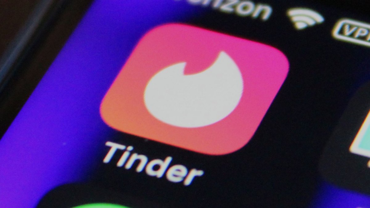 Gen Z Tinderdan qochayaptimi? Tinder haqiqiy uchrashuvlarni kengaytiryapti